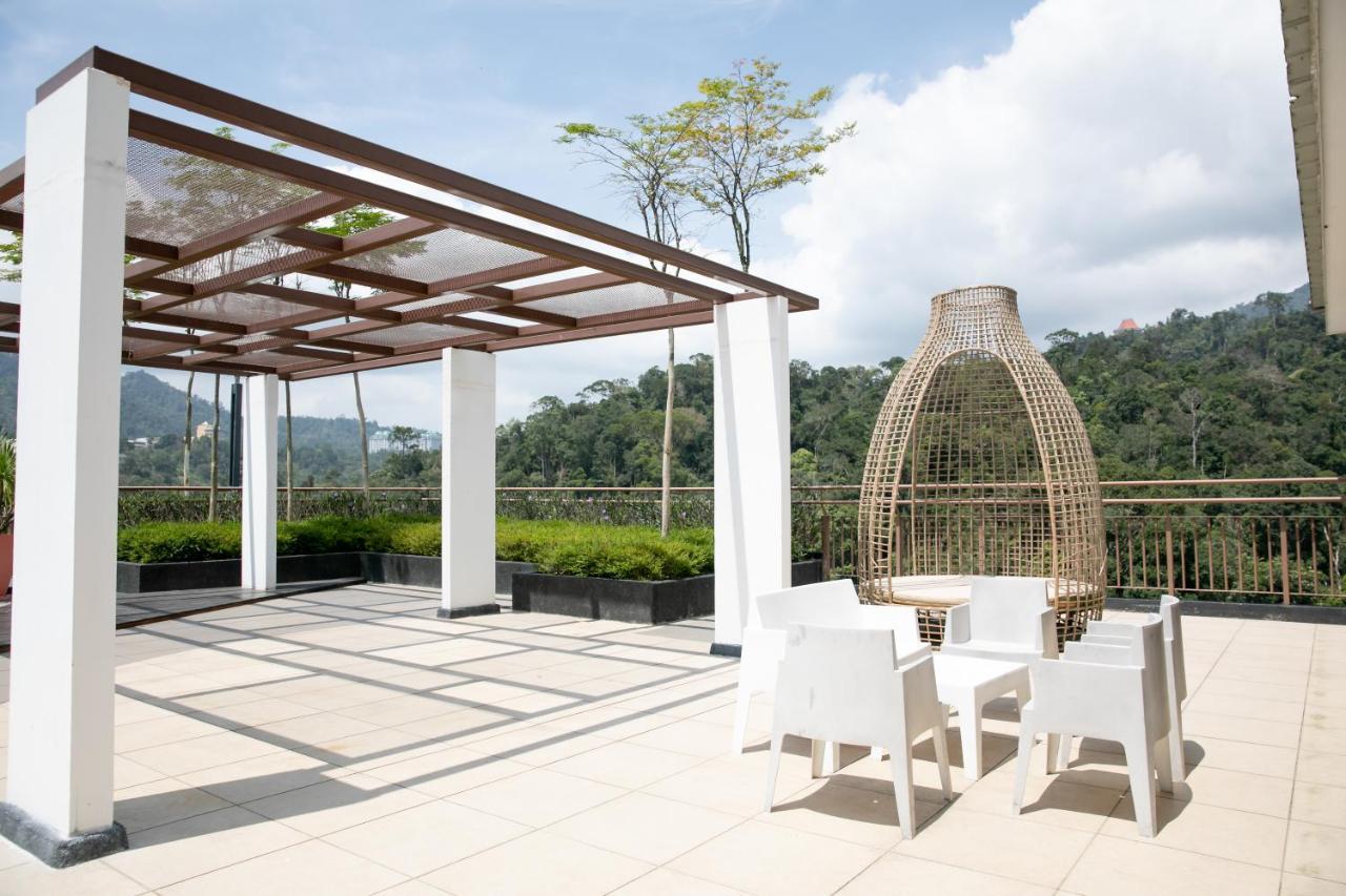 Appartamento The Tropic@Midhill Genting Resorts World Genting Esterno foto